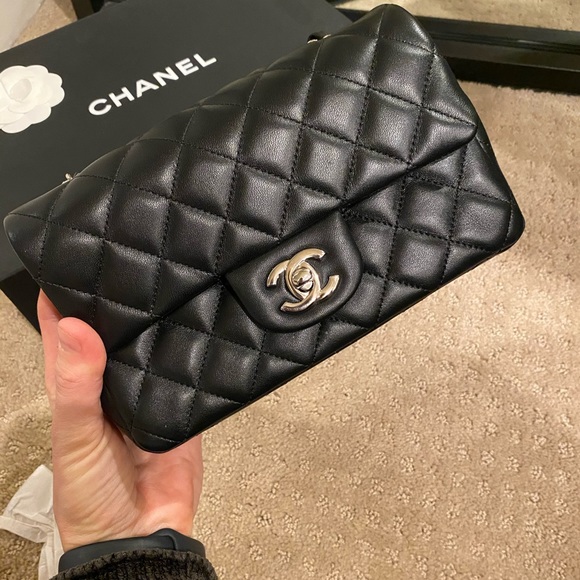 ✨SOLD✨ Classic Mini Chanel Bag - Picture 6 of 12